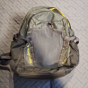 Patagonia Paxat Backpack 32L - Grey/Gold